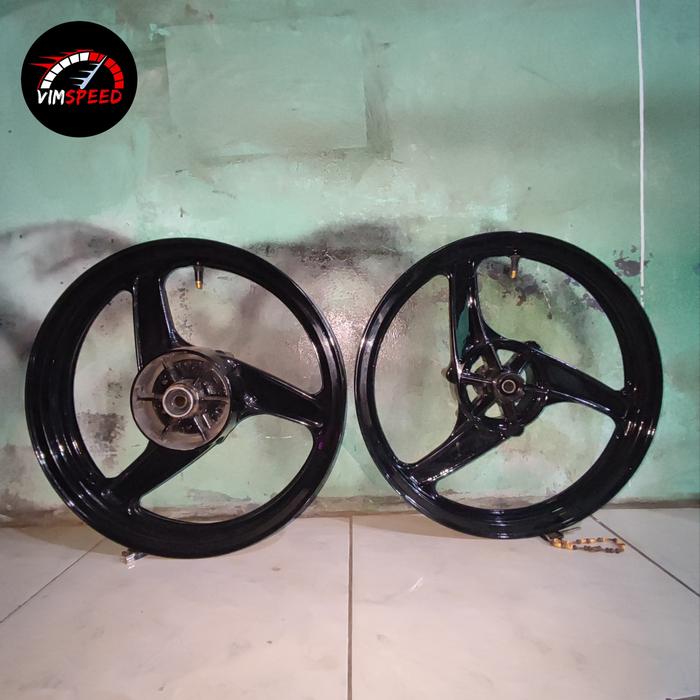 Gambar VELG ORIGINAL NINJA RR OLD ORIGINAL ENKEI MADE IN THAILAND dari VIMSPEED undefined Tokopedia