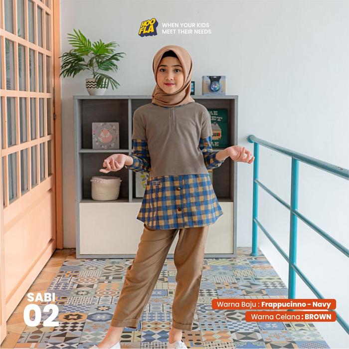 Gambar Setelan Baju Dan Celana Anak Perempuan Sabina - Frappucinno, M (5-6 tahun) dari Defkids undefined Tokopedia
