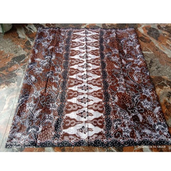 Gambar sarung batik laseman gus kautsar sarung gus iqdam laseman 2 warna - lasem 2, All Size dari KAFIBATIK undefined Tokopedia