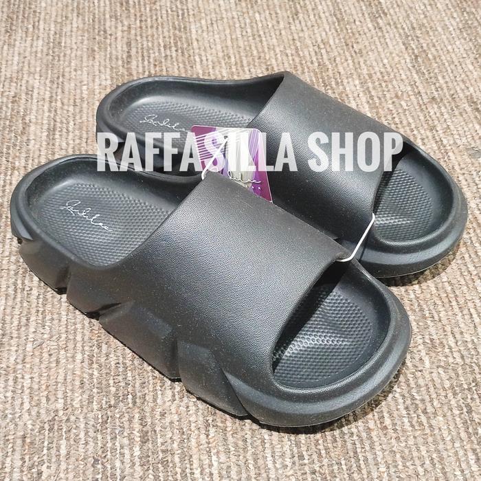 Gambar Sandal Pria LEV Zandilac Sandal Selop Laki-Laki Dewasa Sendal - Hitam, 42-43 dari Raffasilla store undefined Tokopedia