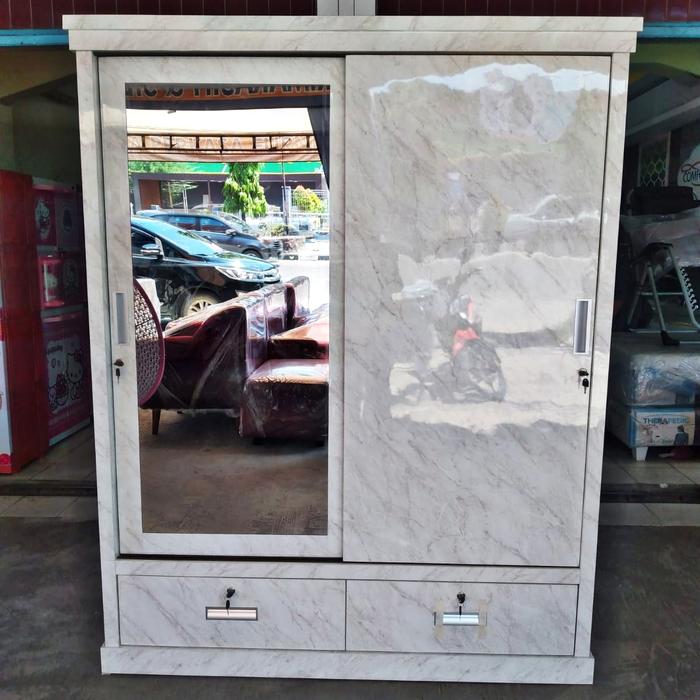 Gambar lemari sliding hpl dari satria perkasa furniture undefined Tokopedia