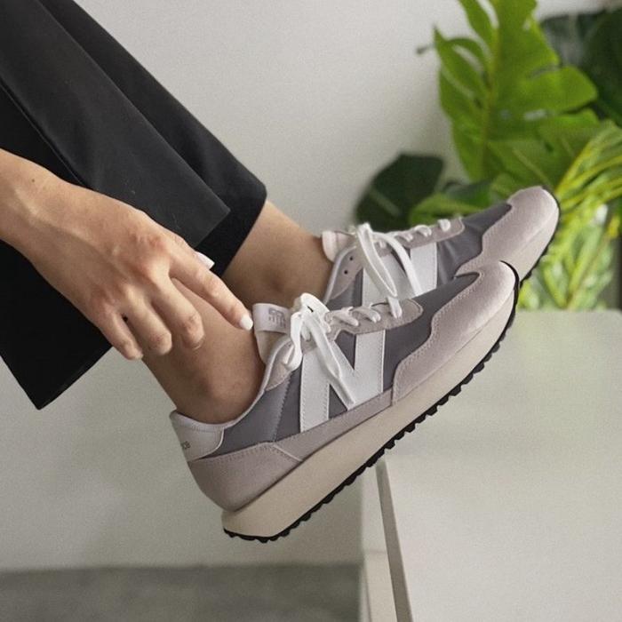 Jual Sneakers New Balance Classic 237 Suede Steel Grey White Black