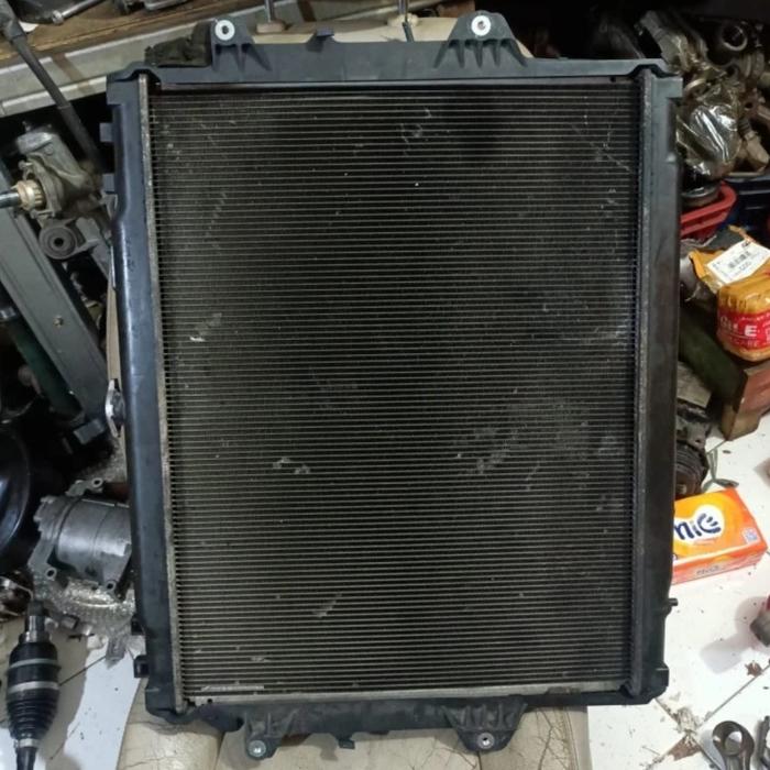 Jual Radiator toyota fortuner, innova bensin copotan original - Kab ...