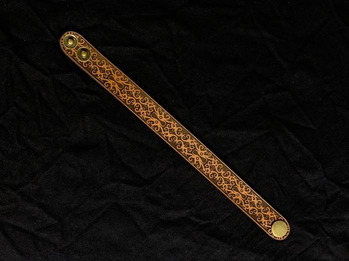 Gambar Linow C01 Motif etnik/ Gelang Kulit Motif nusantara - 4, 19,5 dari Ernist.Leather undefined Tokopedia