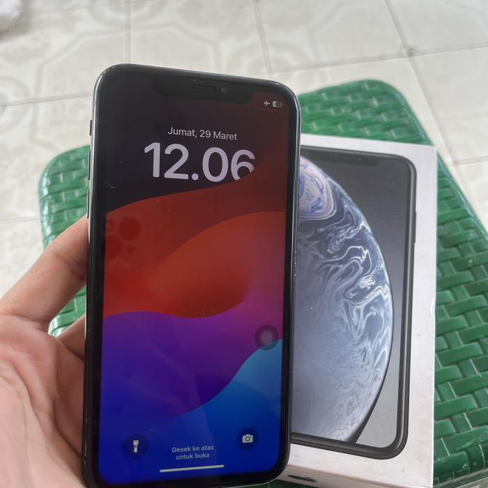 Gambar iphone xr 128 gb wifi only dari AzVegashop undefined Tokopedia