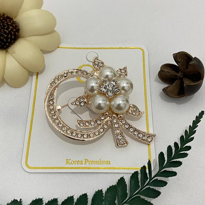 Gambar Bross Bulat / Bros Permata Mutiara Premium / Brooch Dres Hijab - 30 dari TIFEYA undefined 2 Tokopedia