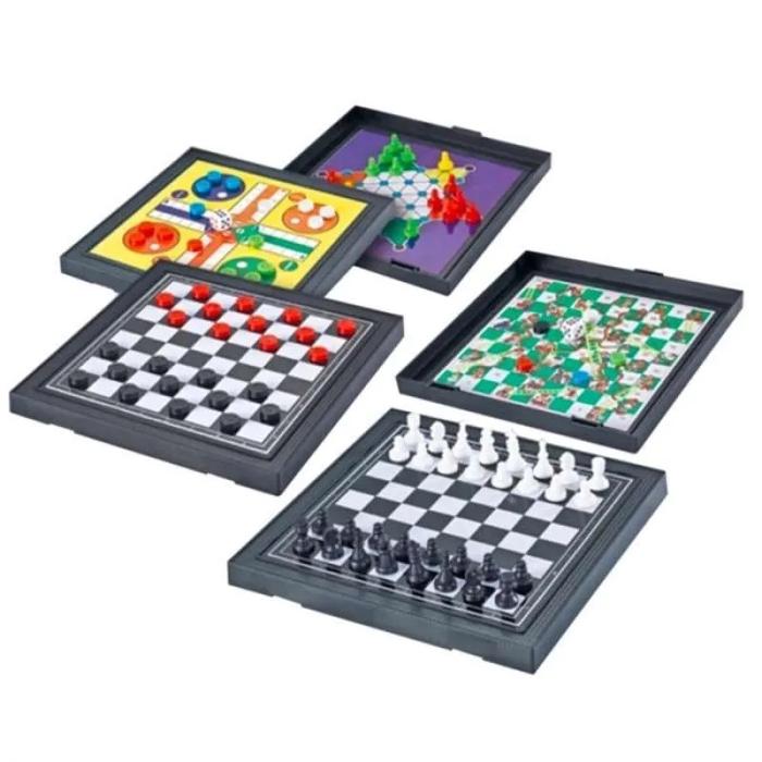 Gambar Magnetic Board Game 5 in 1 Ludo Papan Catur Ular Tangga Halma Checkers dari dfanccie house undefined Tokopedia