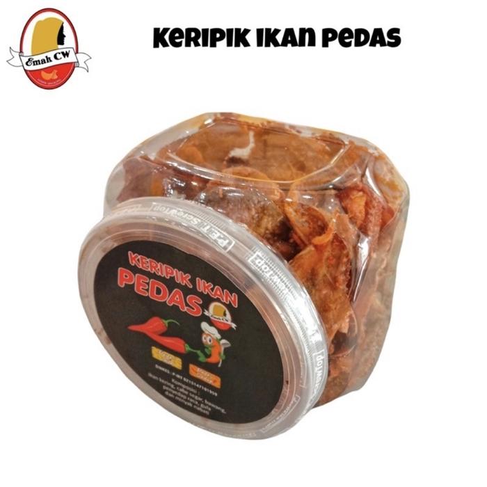 Gambar Keripik Ikan Pedas Emak CW - Krpk Ikan Asin dari Rumah Cemilan PKU undefined Tokopedia