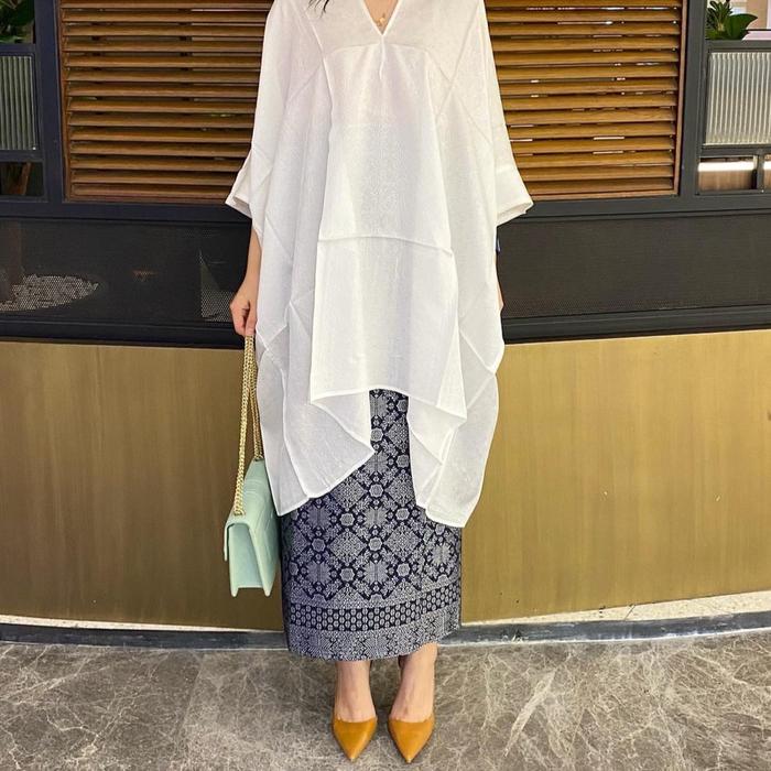 Gambar ONE SET KAFTAN TUNIK VISCOSE TERMURAH TERBARU 2024 - Putih set dari srikandi_88 undefined Tokopedia