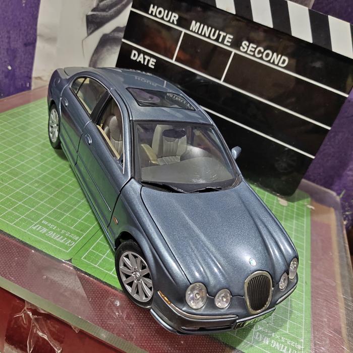 Jual Diecast Maisto Jaguar S-Type 1/18 Kota Administrasi Jakarta - Main Image