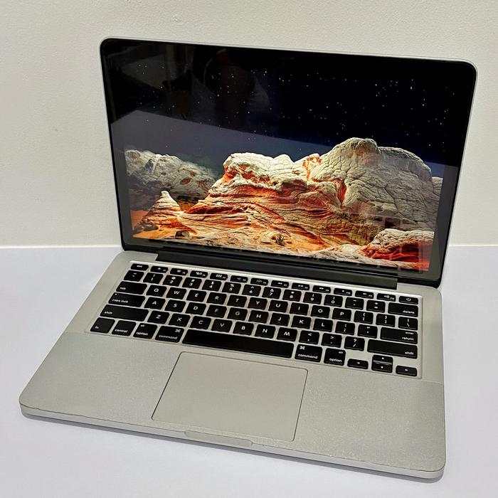 Jual MacBook Pro 2015 / 2017 Retina 13 inch 8Gb / 128Gb A1502 Full 