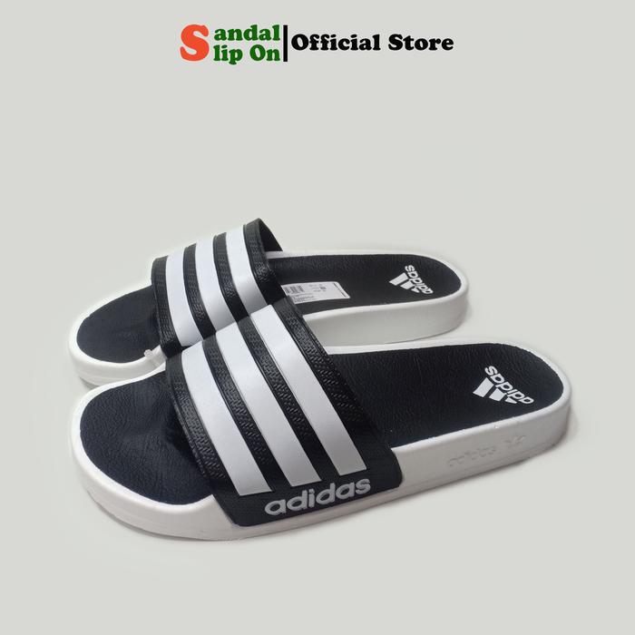 Gambar Sandal slide Casual Adidas pria wanita SlipOn Multi Color 97 Premium - Black White, 41 dari wasaumistore undefined Tokopedia