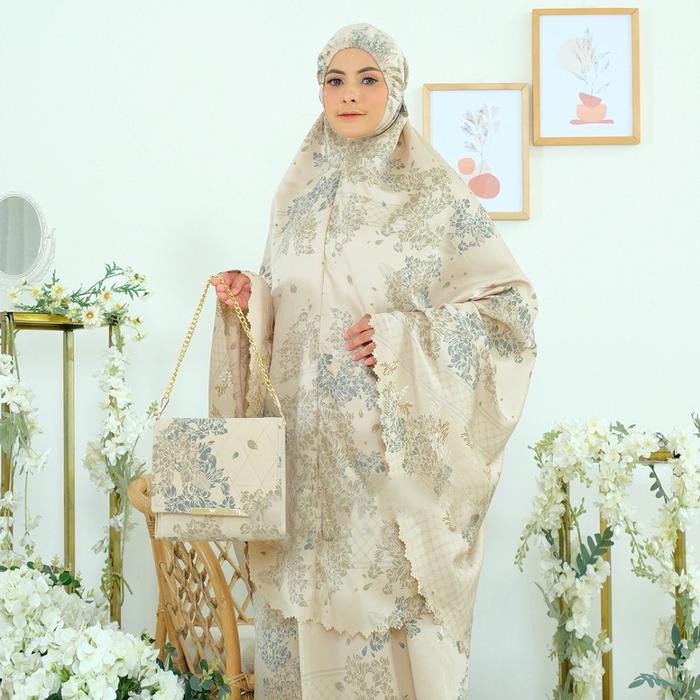 Gambar Mukena Silk Premium Mewah New Arrival - 2 dari Farhan Adventures undefined Tokopedia