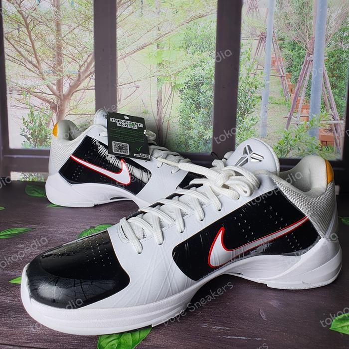 Lee Kobe Kobe Protro White Jual Nike Kobe Protro Bruce Lee