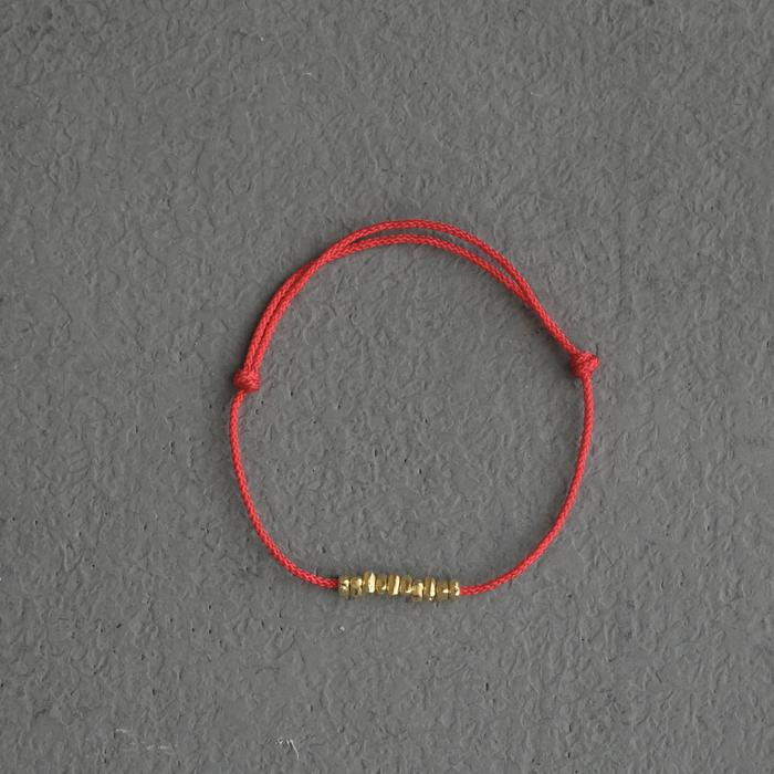 Gambar RED STRING NUGGET BRACELET / GELANG - Gold dari SAINTPETER undefined Tokopedia