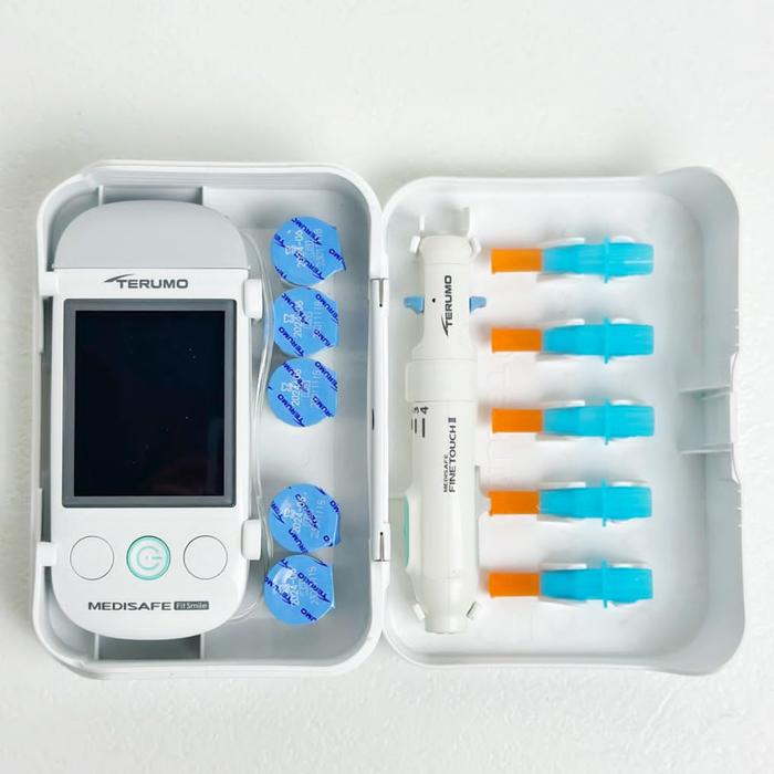 Gambar Terumo MEDISAFE Fit Smile Blood Glucose Meter | Alat Cek Gula Darah - Alat Tusuk Saja - Set Lengkap  dari Medsense Store undefined Tokopedia