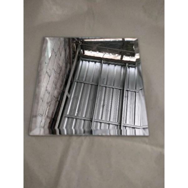 Gambar Kaca cermin Bevel 20 x 20 cm Tebal 5mm - Cermin hiasan dinding - Cermin kaca - kacabevel - bevel kaca - kaca kotak - PERSEGI 20X20CM dari Bisnetstore undefined Tokopedia