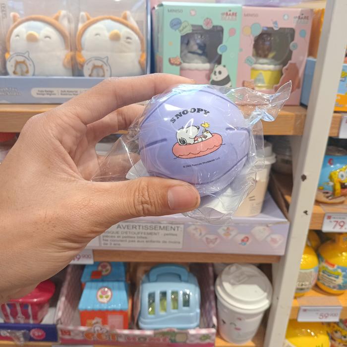 Gambar Mainan Bola Mini - Miniso Snoopy Summer Travel Collection Bouncy Ball - Varian 2 dari jastipsripilan undefined Tokopedia