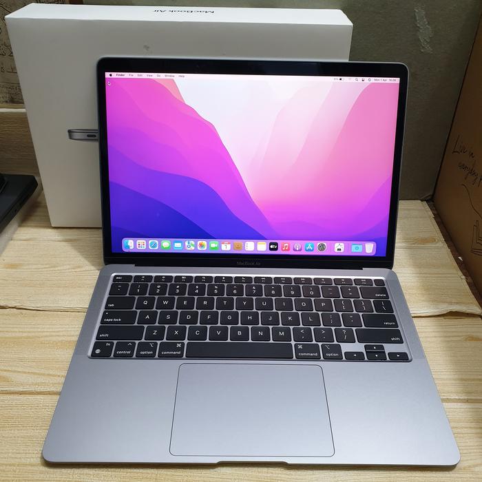 Jual (iBox) MacBook Air M1 | 8GB | 512GB | 13.3 inch Display Garansi ...