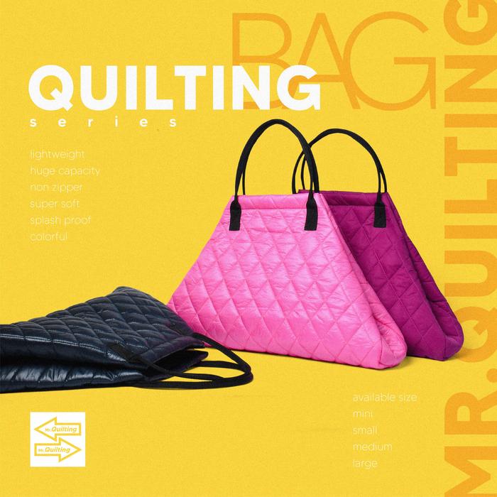 riu】Quilting vanity bag ブラック Riu Quilting vanity bag