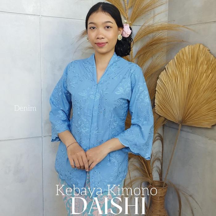 Gambar Setelan Kebaya Kimono Daishi dan Bawahan Kamen Knit Stretch Selendang Modern Bali - Kby Saja Denim, S dari Kiana Kebaya undefined Tokopedia