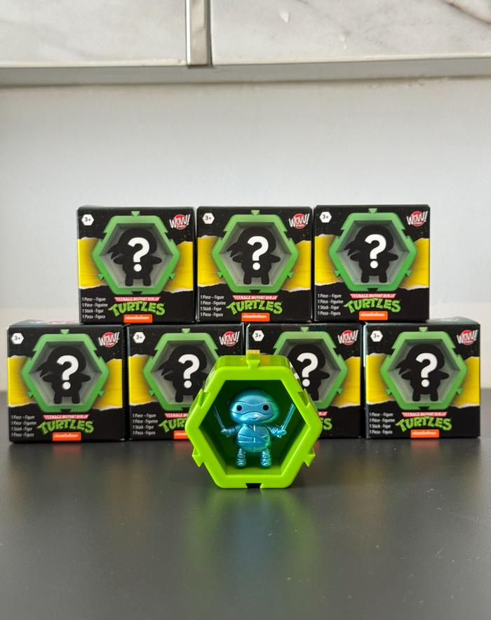 Gambar Wow! Stuff Ninja Turtles Glow in The Dark Cow Play Cow Moo CPCM - Leonardo RARE dari cpcmlover undefined Tokopedia