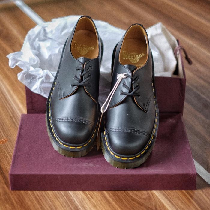 Dr martens 1461 bex cap toe, quilon leather, army sole, England - 45 di  Modoks_new | Tokopedia Dr.Martens/1461 REBEL3/UK4