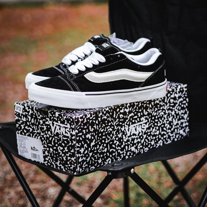 Gambar Vans Vault X Imran Potato Knu Skool VR3 Lx - 37 dari Van.sneakersstore.id undefined Tokopedia