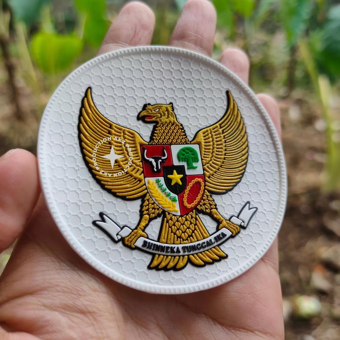 Gambar logo garuda patch garuda indonesia - Putih dari ELDshop official undefined Tokopedia