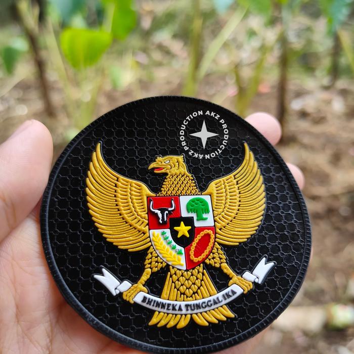 Gambar logo garuda patch garuda indonesia - Hitam dari ELDshop official undefined Tokopedia