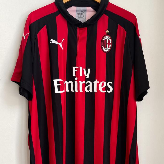 Gambar AC Milan Home 2018/2019 Original - XXL dari Jersey Brads undefined Tokopedia