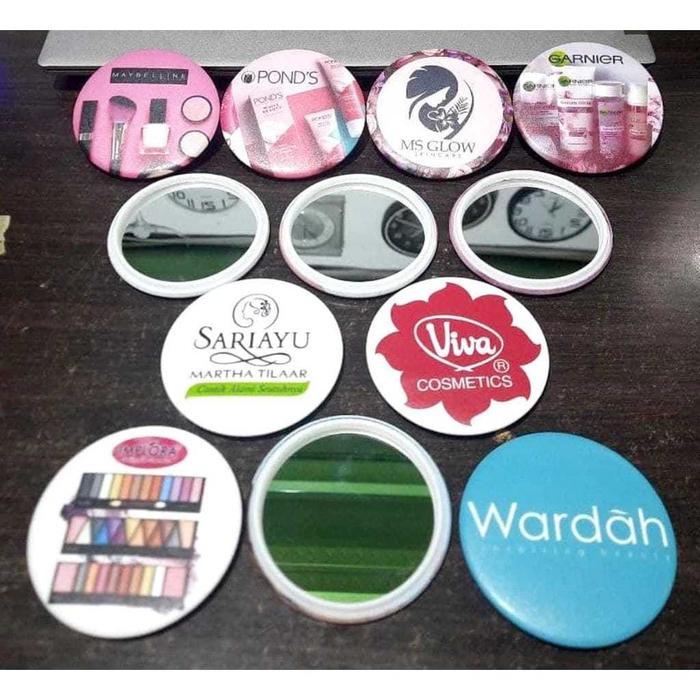 Gambar PIN CERMIN KACA HAND MIRROR Make Up 75mm Kosmetik Souvenir Custom Murah Skincare - Glossy dari VianArt Pin Store undefined Tokopedia
