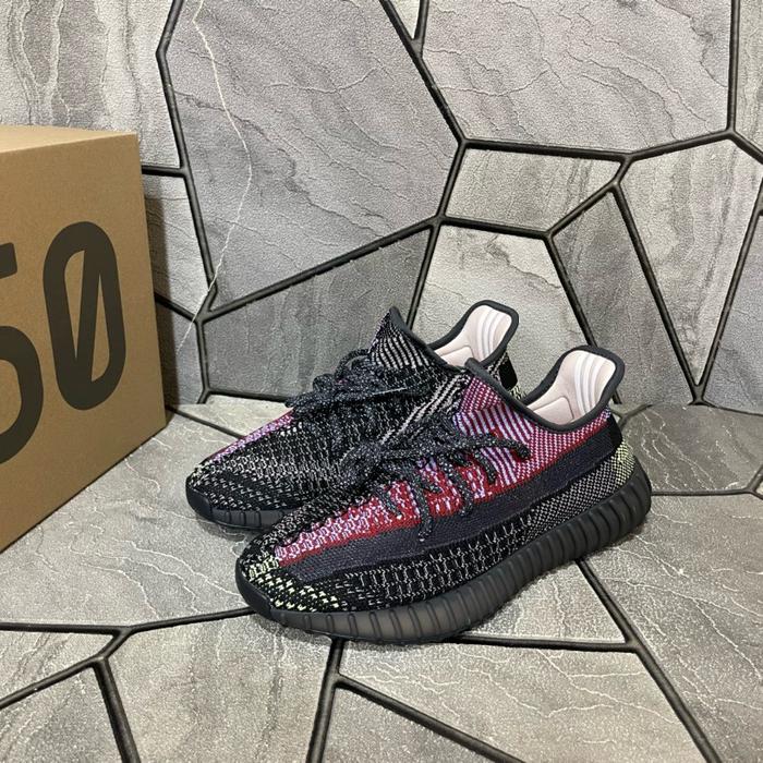 Jual Yeezy Boost 350 V2 Yecheil Kota Administrasi Jakarta Utara