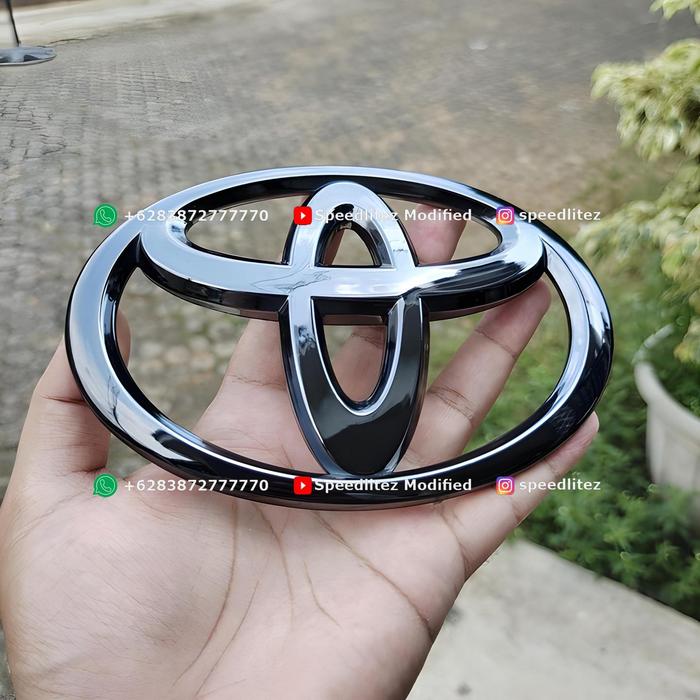 Gambar LOGO INNOVA ZENIX FULL SET - LOGO TOYOTA INNOVA ZENIX DEPAN BELAKANG - NON ORIGINAL dari NEO MOTORS undefined Tokopedia