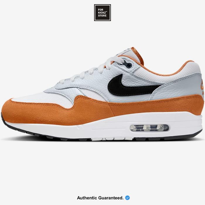 NIKE AIR MAX MONARCH WHITE PURE PLATINUM BLACK di Forkickz Store  Tokopedia