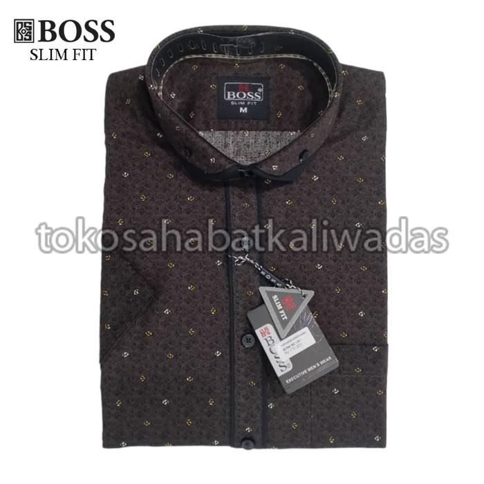 Gambar KEMEJA TANGAN PENDEK SLIMFIT BOSS 1267 - Coklat, XL dari tokosahabatkaliwadas undefined Tokopedia