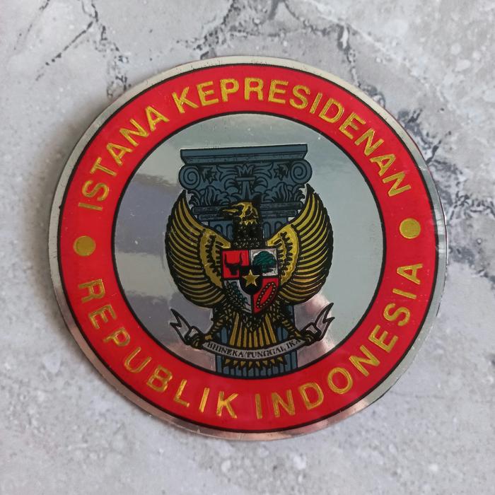 Gambar STICKER MOBIL ISTANA KEPRESIDENAN KILAP BULAT -STIKER ISTANA RI TIMBUL - KILAP MERAH dari ALLIFIA JAYA undefined Tokopedia