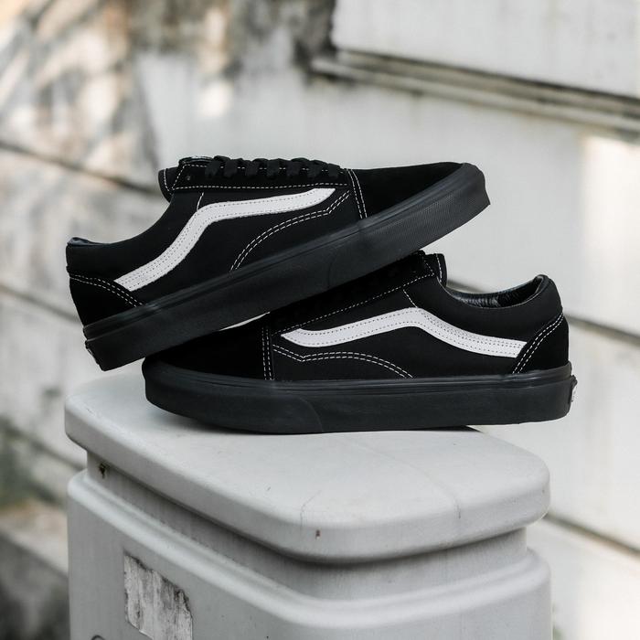 Gambar Vans Old Skool Suede Canvas Black Black True White Original - Black White, 38 dari DoaOrangTuaid undefined Tokopedia