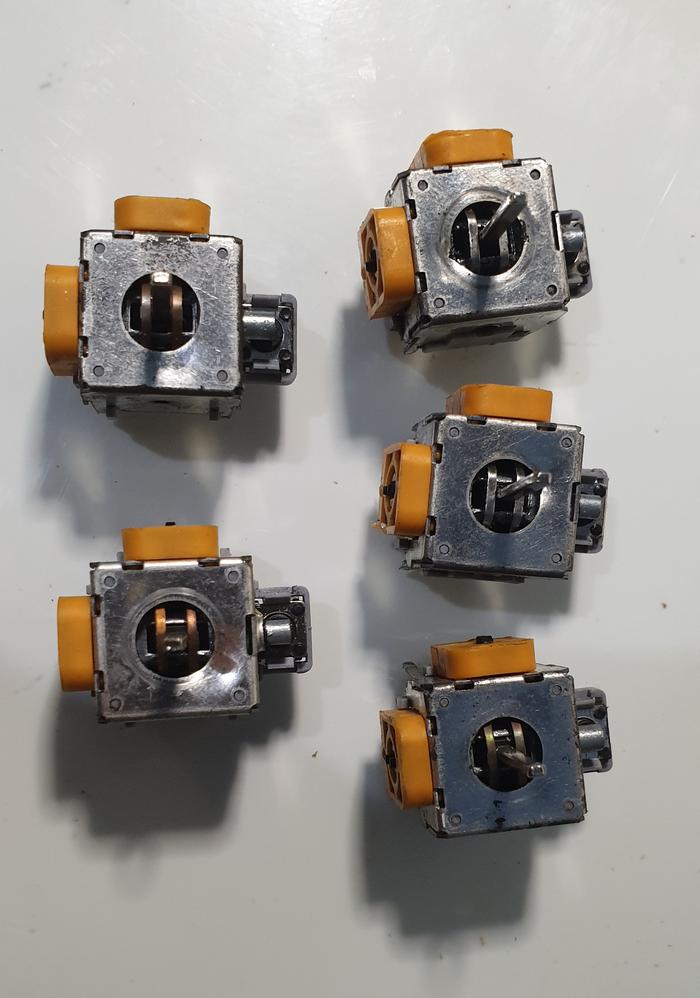 Gambar Sparepart Logitech Gamepad Joystik Stik Controller F310 F510 F710 - Analog dari SaiyanStore undefined Tokopedia