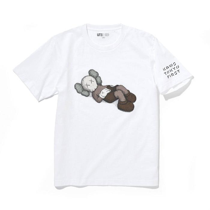 Gambar Uniqlo UT Kaws Tokyo Firts - White Tee L dari KNGP undefined Tokopedia