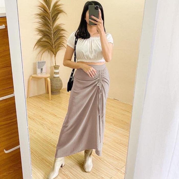 Gambar rok crinkle airflow premium dari fadilucu undefined Tokopedia