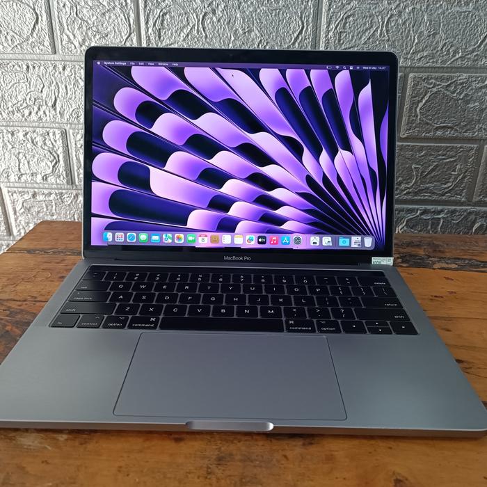 Macbook Pro I7 Ram 16gb Touchbar 13 Inch 2017 Retina