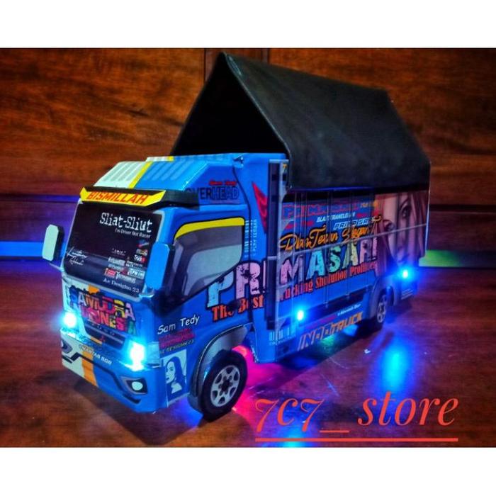 Gambar Miniatur Truk Oleng Parah SAMUDERA INDONESIA - Harga promo, Non lampu dari SEKAWAN .ID undefined Tokopedia