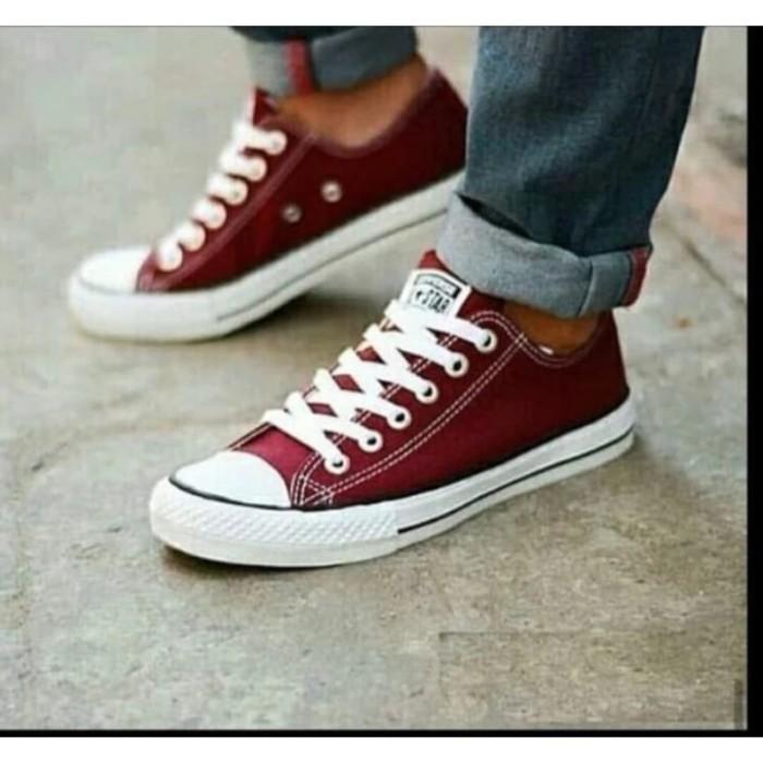 Gambar Sepatu Converse Sneaker Pria Wanita All star Sepatu Kerja putih pendek - merah maroon, 43 dari autobelanjaberkah undefined Tokopedia