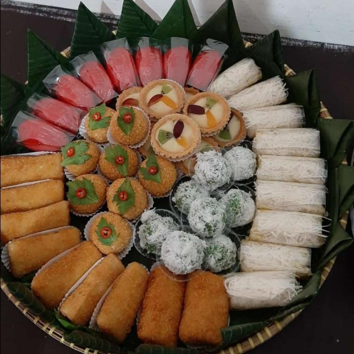 Gambar Aneka kue tampah / kue tradisional - paket 1 dari Enggal Jaya Surabaya undefined Tokopedia