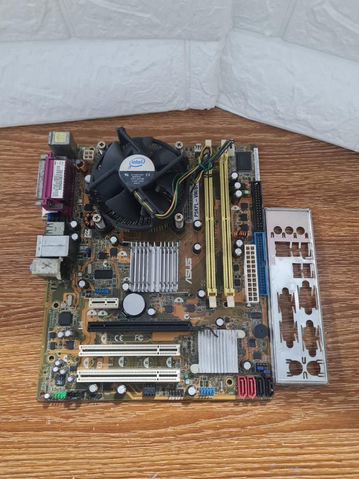 Xeon L5420 Processor Xeon Lga 775 Intel Xeon L5420 LGA771 SLBBR Tori