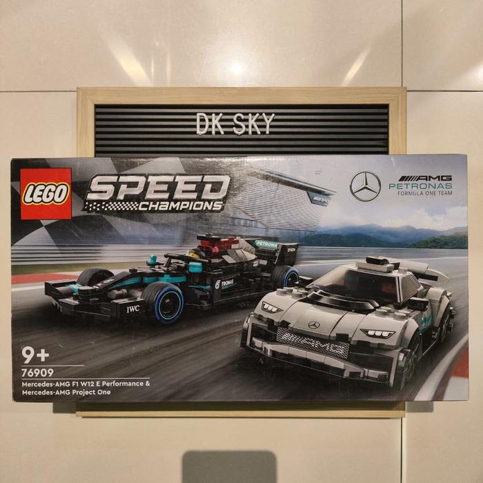 Gambar Lego Speed Champions 76909 Mercedes AMG F1 W12 E and Project One dari DK sky undefined Tokopedia