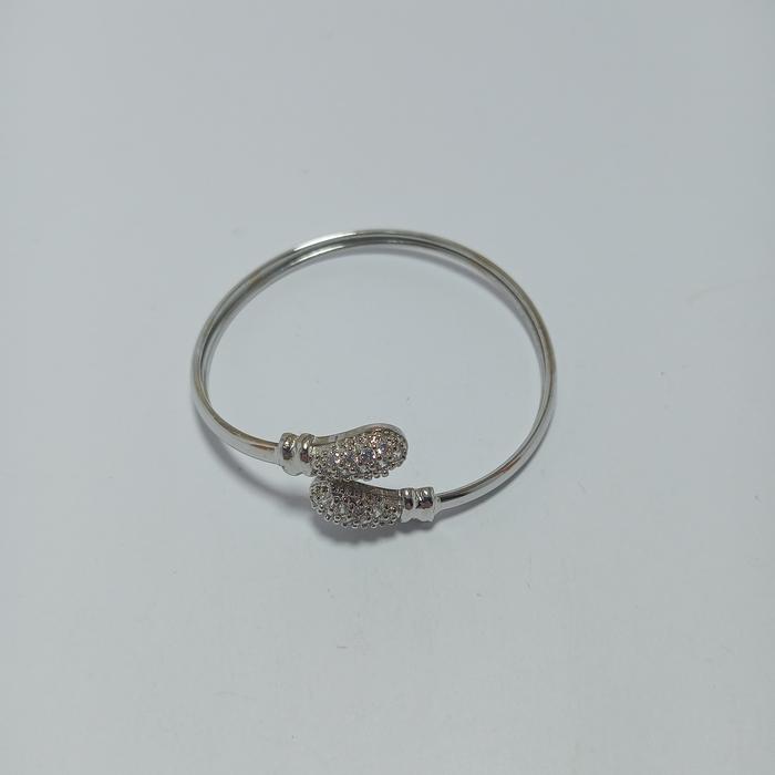 Gambar Gelang Anak Silver dan Gold - Silver C dari mutiaracc undefined 4 Tokopedia