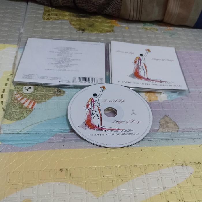 Gambar Freddie Mercury ( Queen ) : Cd Import - Kaset Buku - Barcelona dari AToZRandom undefined 3 Tokopedia