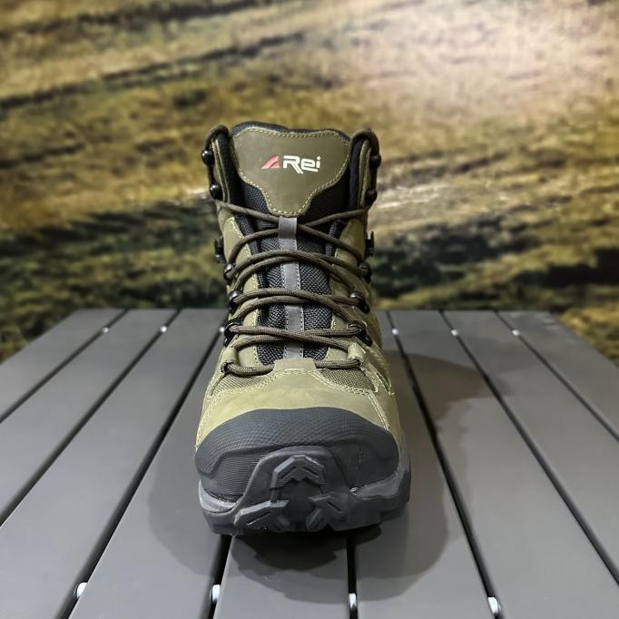 Gambar Sepatu Gunung Trekking Valiant Shoes - Arei Outdoor Gear Kagumi43 - Olive, 42 dari Wana Jingga undefined Tokopedia
